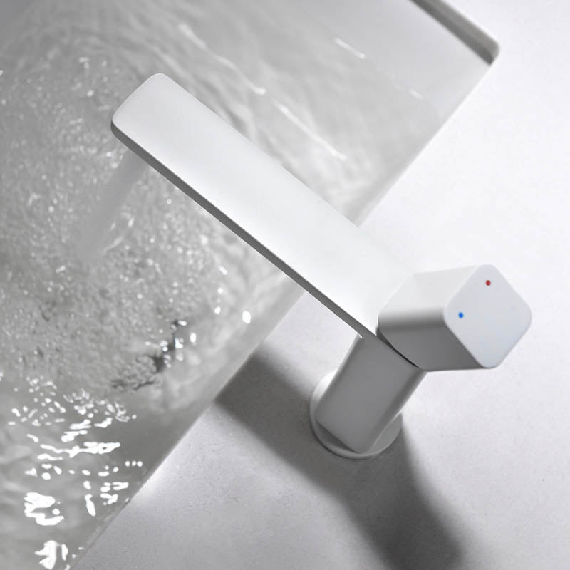 Boelon Minimalist Basin Faucet